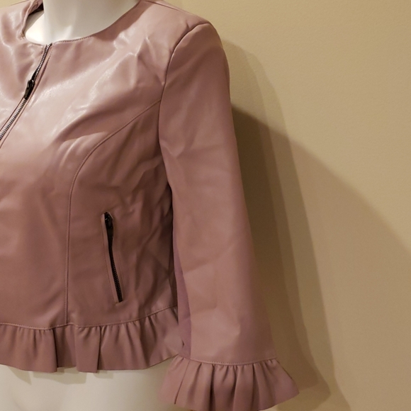 Jacket - Picture 4 of 7